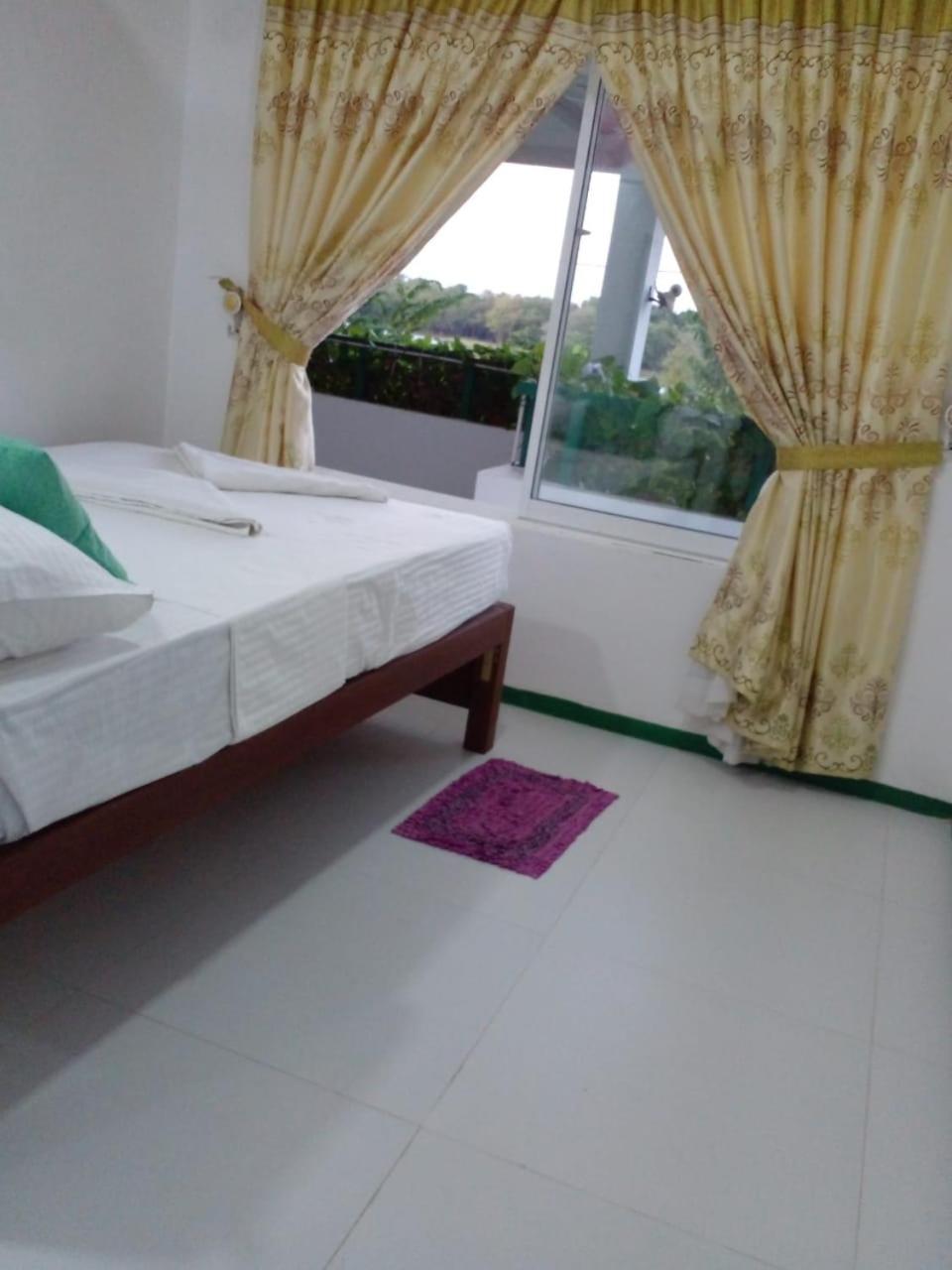 Lake Edge Dambulla Exterior foto